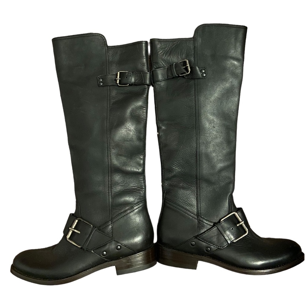 Dolce Vita Lucianna black leather boot; size 6